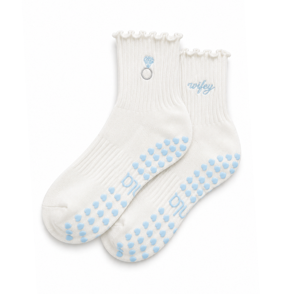 The Wifey Pilates Grip Sock